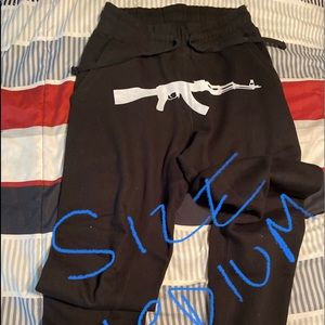 Hasta Muerte ak joggers